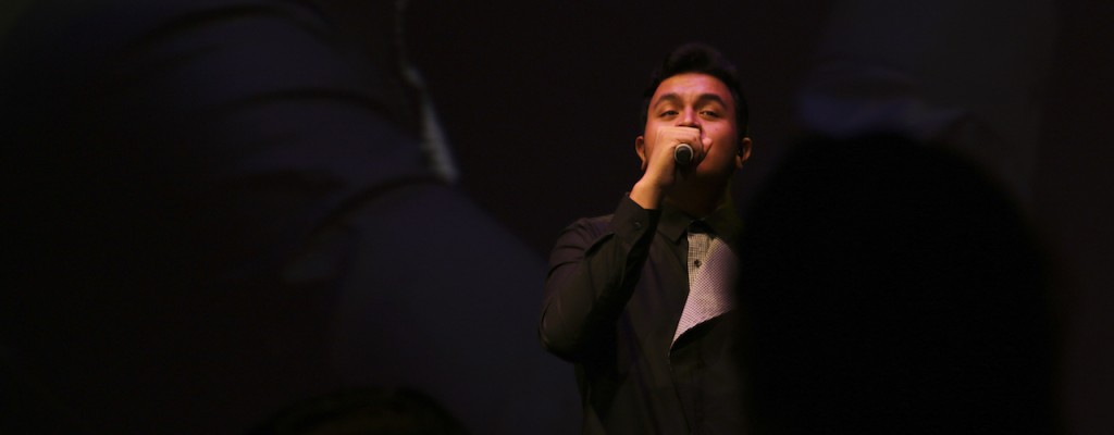 [Photo] Menyapa Tulus di Panggung