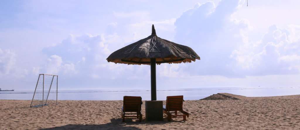 Relaksasi di Pantai-pantai Nusa Dua Bali