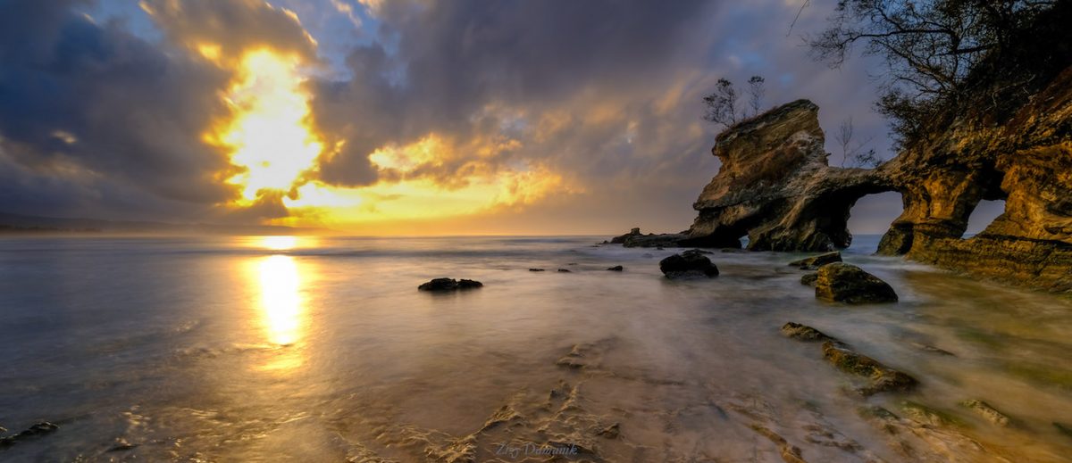 Pantai Yang Sunyi Tapi Memabukkan, Watu Parunu Sumba