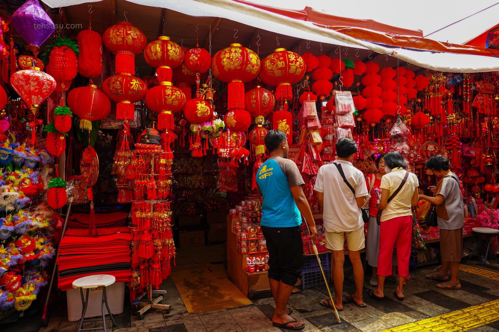 menyusuri Pecinan Taman Sari