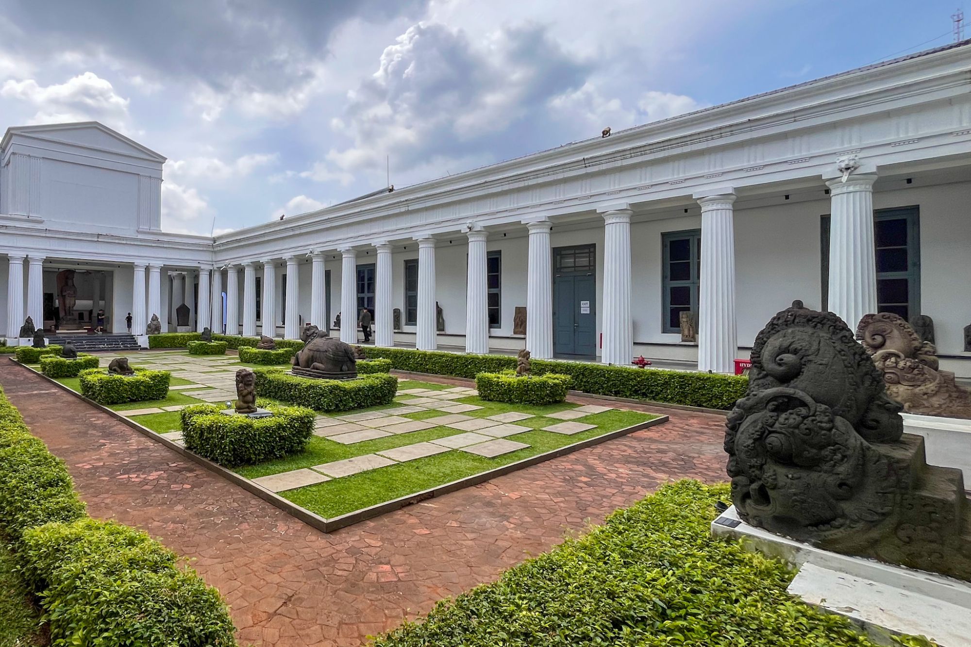 Taman Arca di Museum Nasional Indonesia