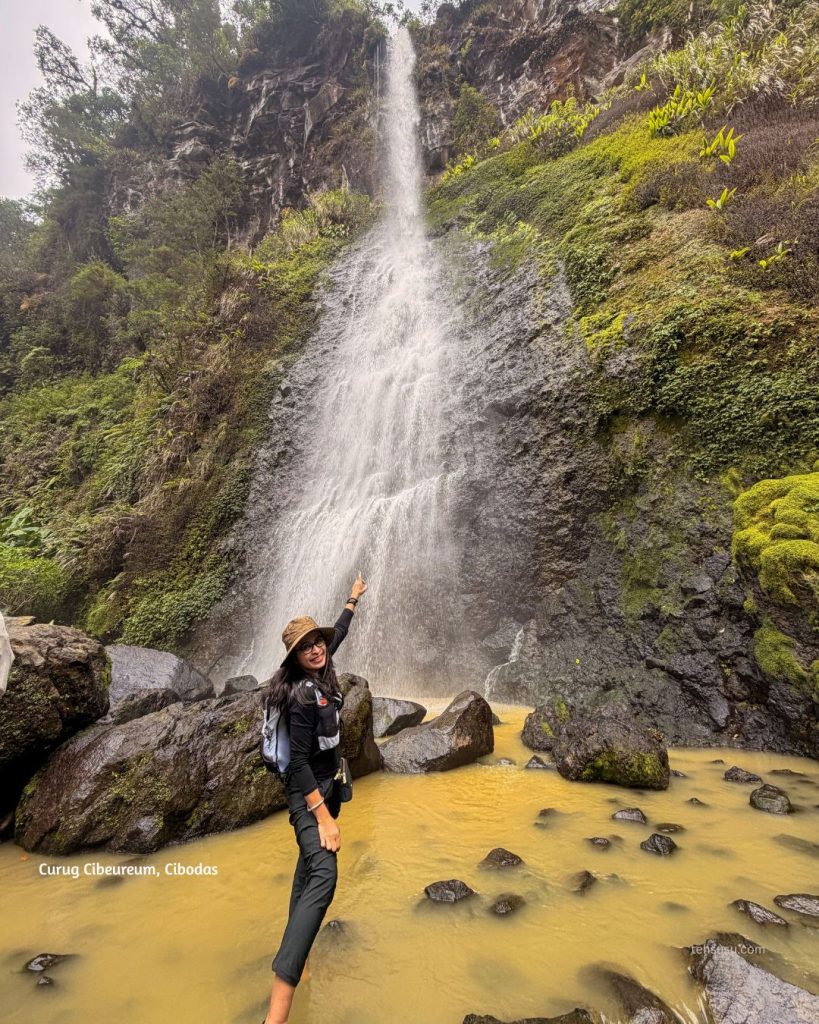 air terjun cibeureum cibodas